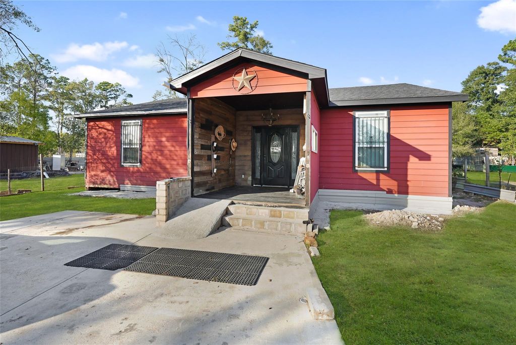 2521 County Road 3550, Cleveland, TX 77327