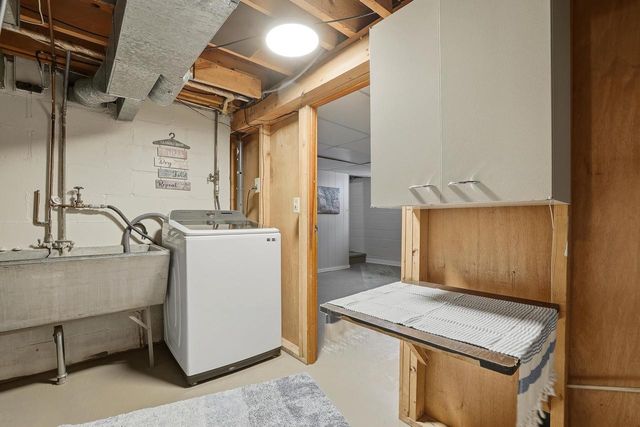 330 FIRST STREET, Rosholt, WI 54473