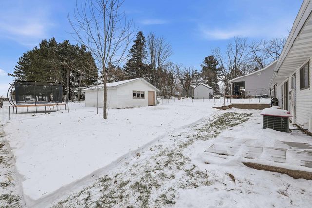 330 FIRST STREET, Rosholt, WI 54473
