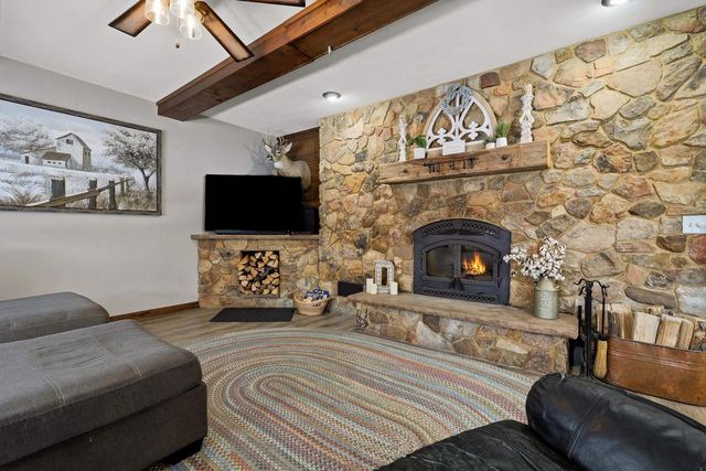 330 FIRST STREET, Rosholt, WI 54473