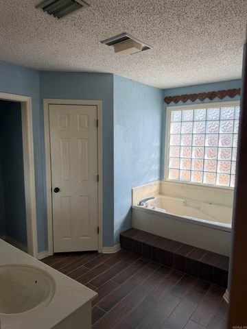 954 Joseph Dr, Conway, AR 72034