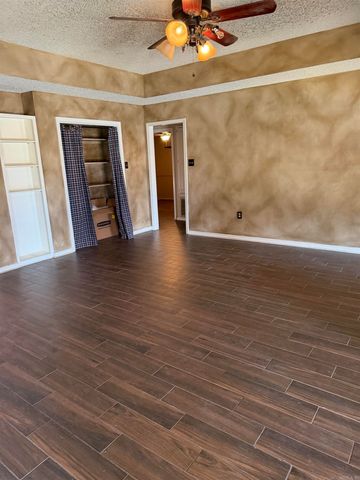 954 Joseph Dr, Conway, AR 72034