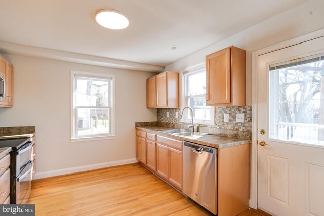 9606 9TH AVE, Parkville, MD 21234