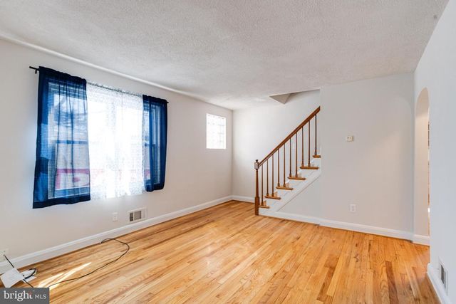 9606 9TH AVE, Parkville, MD 21234