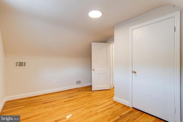 9606 9TH AVE, Parkville, MD 21234