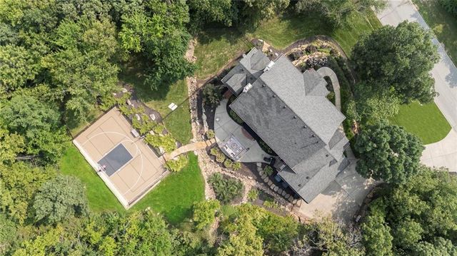 16931 S Highland Ridge Drive, Loch Lloyd, MO 64012