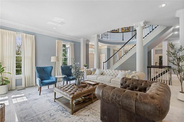 16931 S Highland Ridge Drive, Loch Lloyd, MO 64012