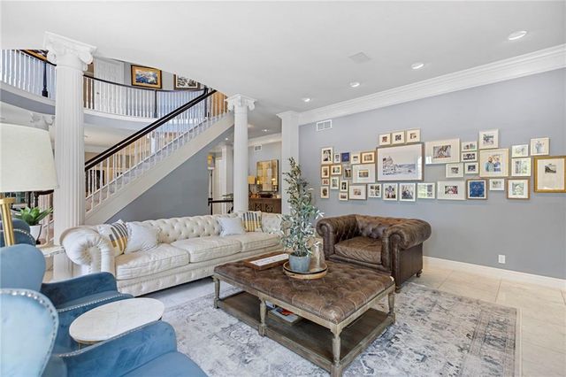 16931 S Highland Ridge Drive, Loch Lloyd, MO 64012