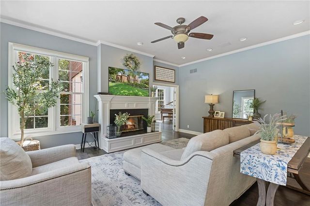 16931 S Highland Ridge Drive, Loch Lloyd, MO 64012