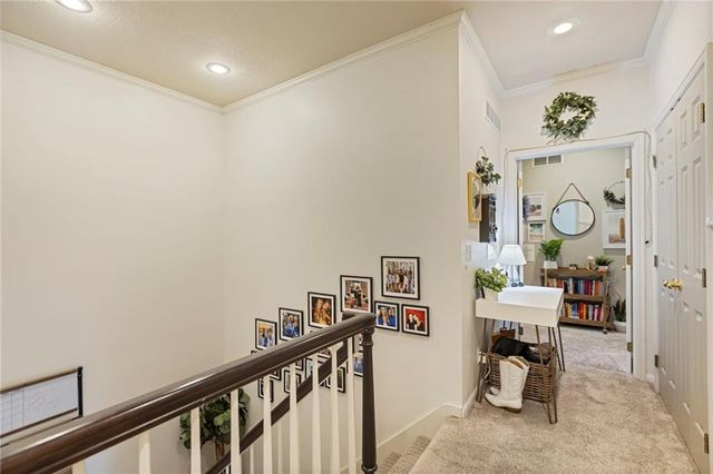 16931 S Highland Ridge Drive, Loch Lloyd, MO 64012