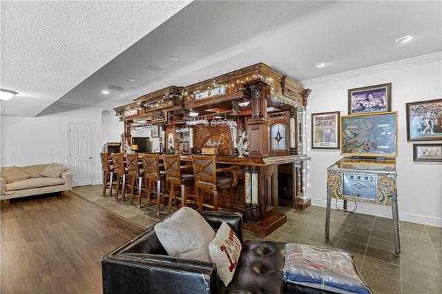 16931 S Highland Ridge Drive, Loch Lloyd, MO 64012