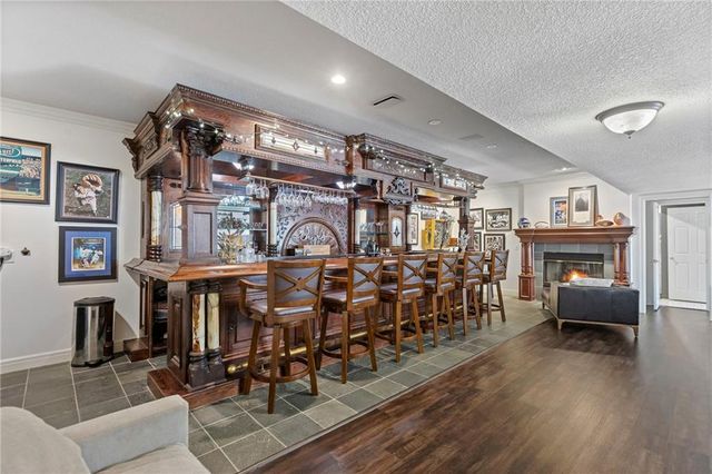 16931 S Highland Ridge Drive, Loch Lloyd, MO 64012