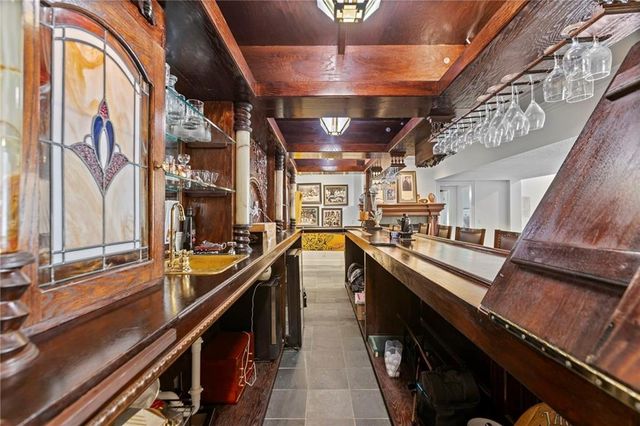 16931 S Highland Ridge Drive, Loch Lloyd, MO 64012