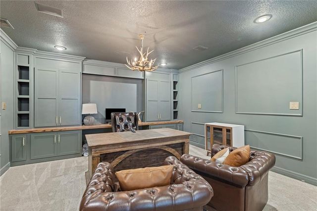 16931 S Highland Ridge Drive, Loch Lloyd, MO 64012