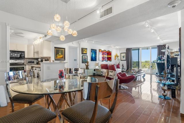 1 Las Olas Cir 306, Fort Lauderdale, FL 33316