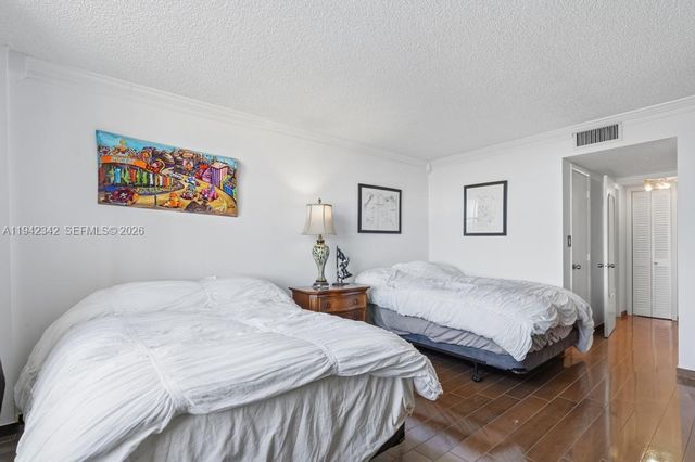 1 Las Olas Cir 306, Fort Lauderdale, FL 33316