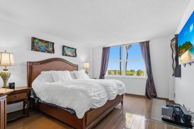 1 Las Olas Cir 306, Fort Lauderdale, FL 33316