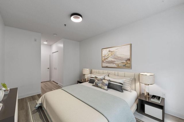 660 N 2nd St 301, Minneapolis, MN 55401