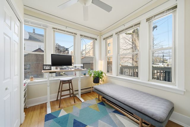 1539 W Addison Street, Chicago, IL 60613