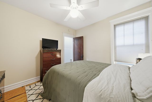 1539 W Addison Street, Chicago, IL 60613