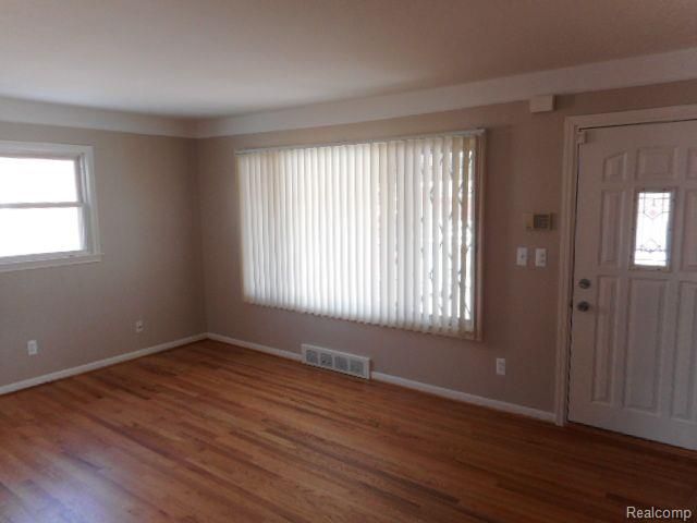 25159 Normandy Street, Roseville, MI 48066