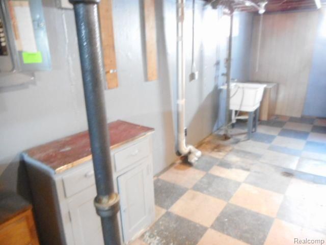 25159 Normandy Street, Roseville, MI 48066