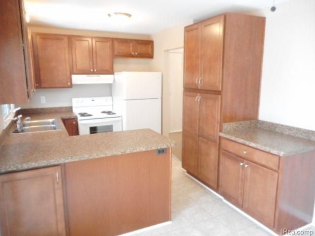 25159 Normandy Street, Roseville, MI 48066