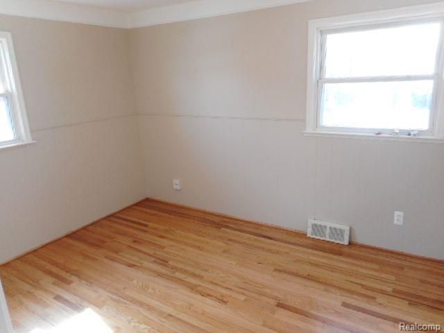 25159 Normandy Street, Roseville, MI 48066