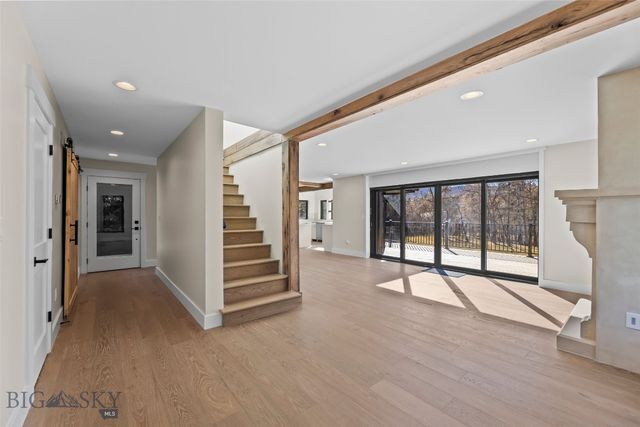 8454 Goldenstein, Bozeman, MT 59715