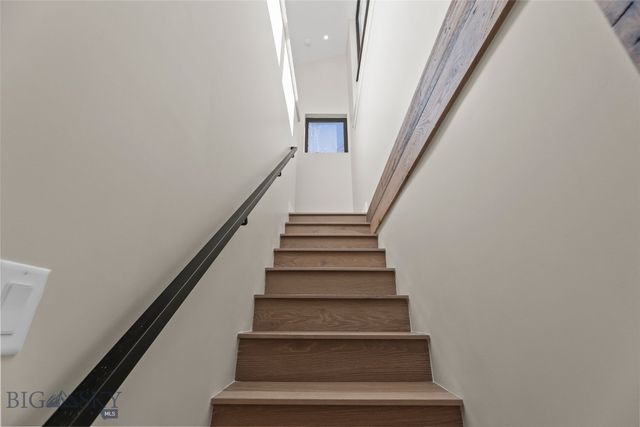 8454 Goldenstein, Bozeman, MT 59715