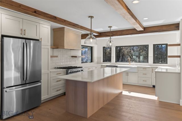 8454 Goldenstein, Bozeman, MT 59715