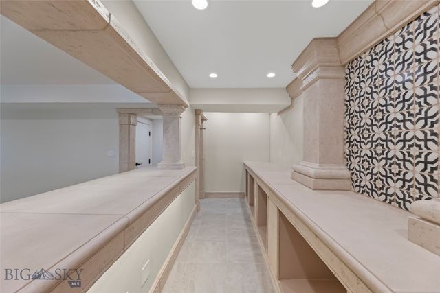 8454 Goldenstein, Bozeman, MT 59715