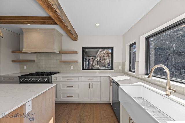 8454 Goldenstein, Bozeman, MT 59715