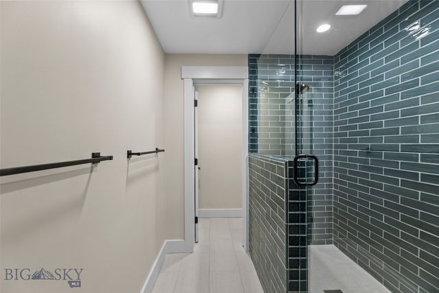 8454 Goldenstein, Bozeman, MT 59715