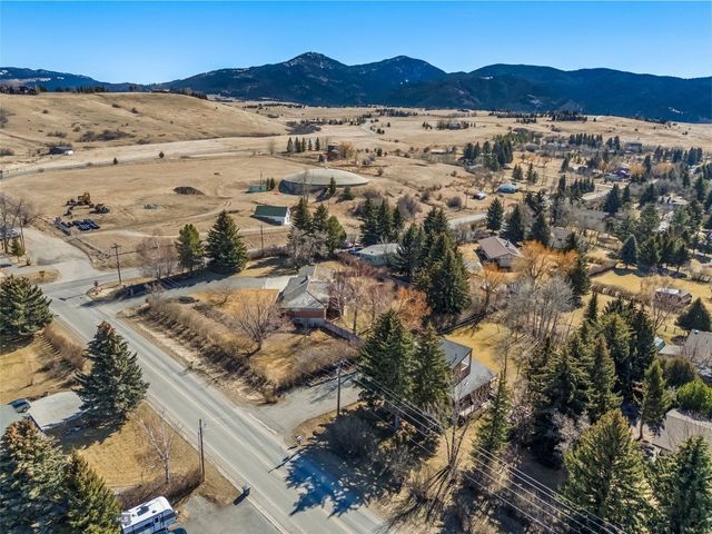 8454 Goldenstein, Bozeman, MT 59715