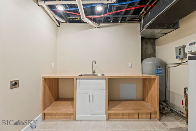 8454 Goldenstein, Bozeman, MT 59715