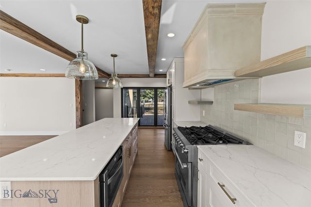 8454 Goldenstein, Bozeman, MT 59715