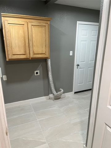 3001 Pueblo Trail, Lake Worth, TX 76135
