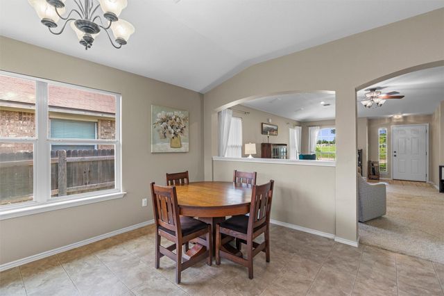 3763 Rod Carew DR, Round Rock, TX 78665