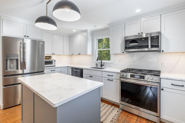 11 Deer Hollow Road, Forestdale, MA 02644