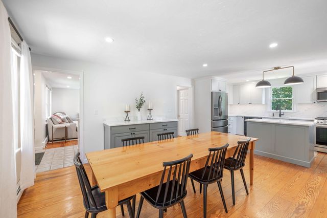 11 Deer Hollow Road, Forestdale, MA 02644