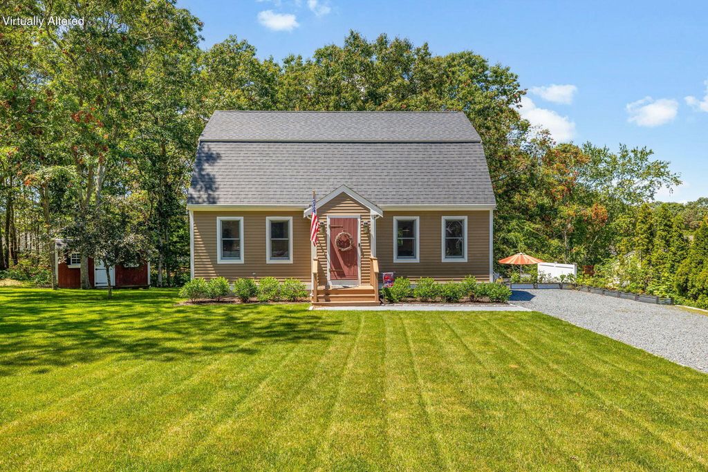 11 Deer Hollow Road, Forestdale, MA 02644