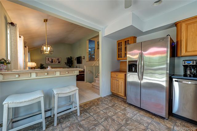 533 5th Street, East Northport, NY 11731