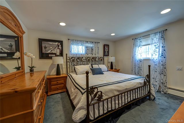 533 5th Street, East Northport, NY 11731