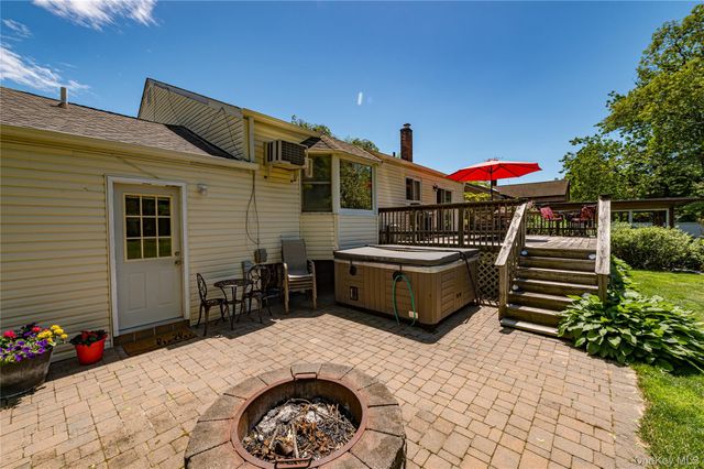 533 5th Street, East Northport, NY 11731