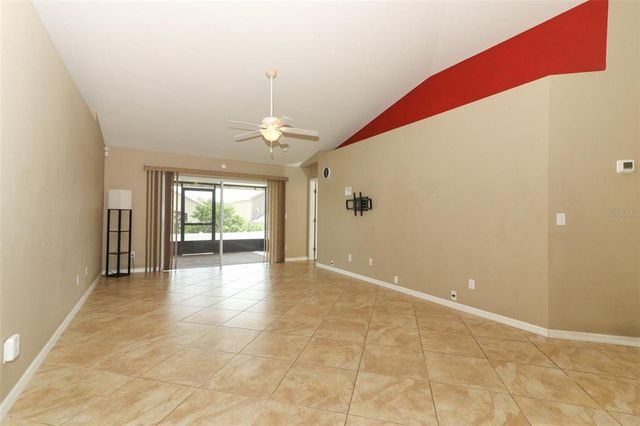 212 REGENCY STREET, Davenport, FL 33896