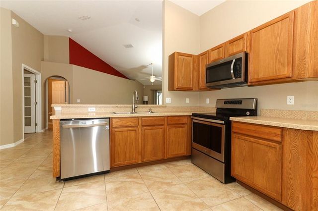 212 REGENCY STREET, Davenport, FL 33896
