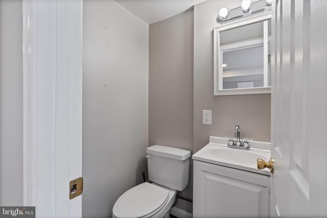 1306 BRIXTON RD, Baltimore, MD 21239