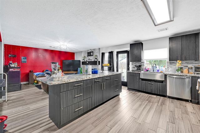 5638 Fairview Forest Drive, Houston, TX 77088