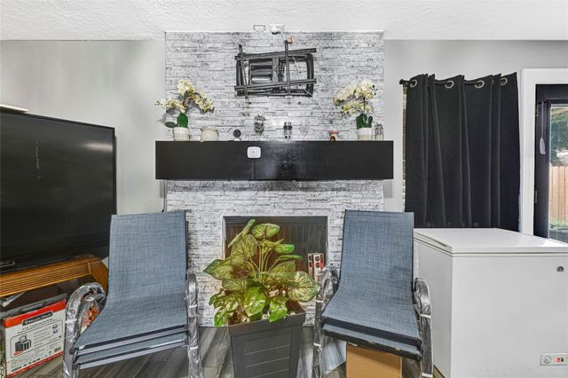 5638 Fairview Forest Drive, Houston, TX 77088